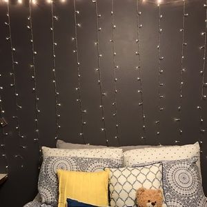 Battery operated string lights